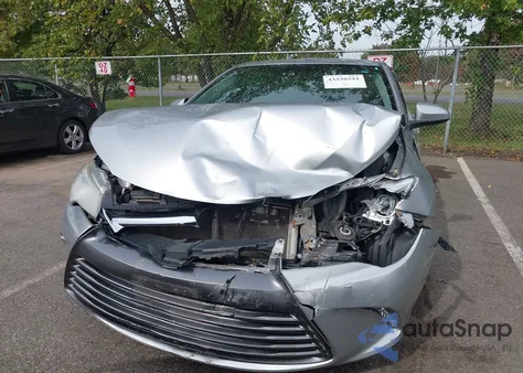 2016 Toyota Camry Le z USA, uszkodzony, nr VIN 4T4BF1FK0GR523268